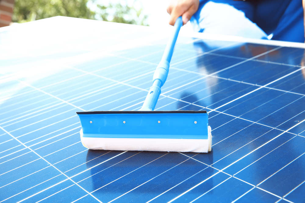 how-to-clean-solar-panels-ontario-solar-installers