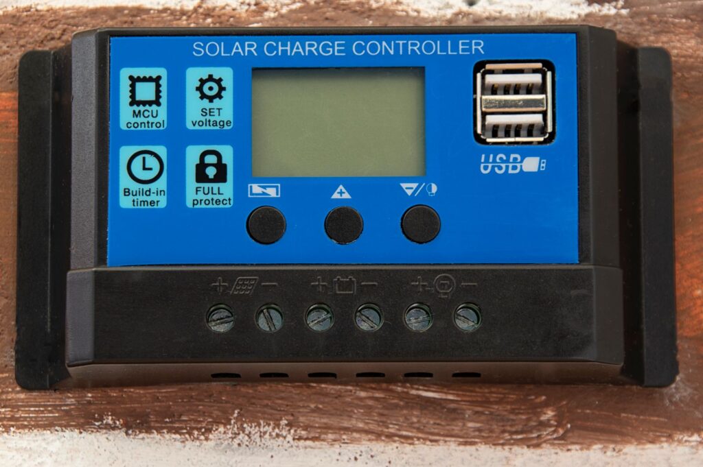 charge controller off-grid solar panels